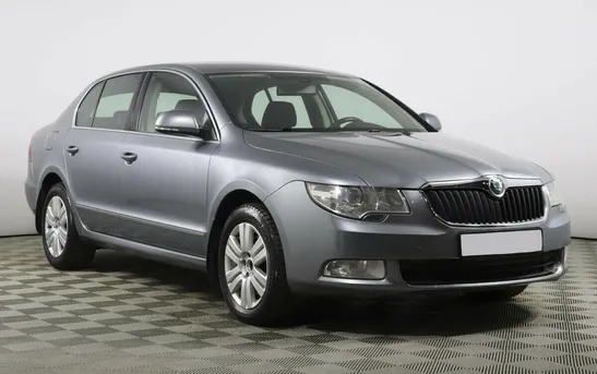 Skoda Superb 2.00 робот, фото №1