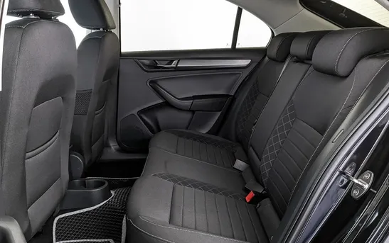 Skoda Rapid 1.40 робот, фото №1