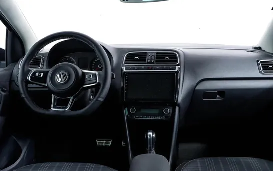 Volkswagen Polo 1.40 робот, фото №1