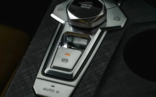 Changan UNI-V 1.50 робот, фото №1