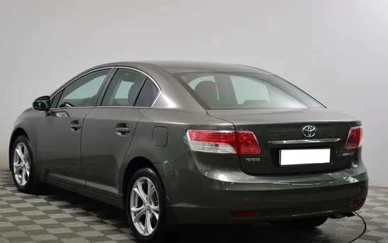 Toyota Avensis 1.80 вариатор, фото №1