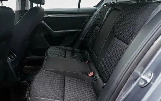 Skoda Octavia 1.80 робот, фото №1