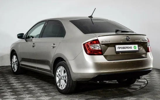 Skoda Rapid 1.40 робот, фото №1