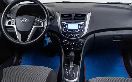 Hyundai Solaris 1.60 автомат, фото №1