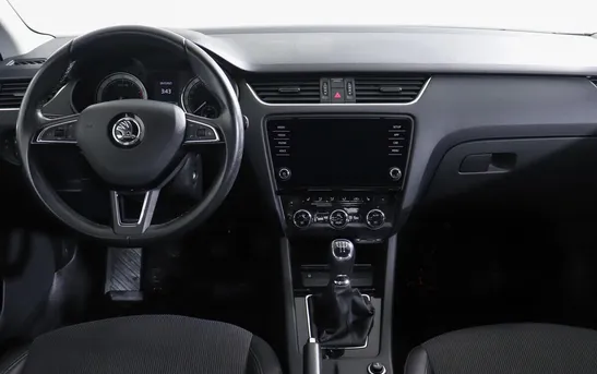 Skoda Octavia 1.60 механика, фото №1