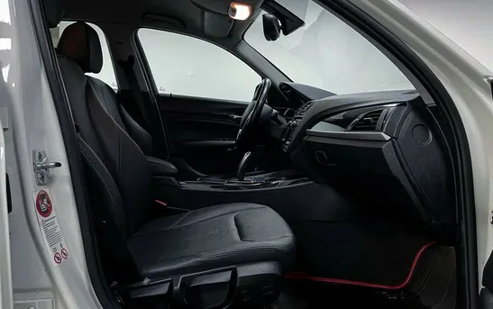 BMW 1 серии 1.60 автомат, фото №1