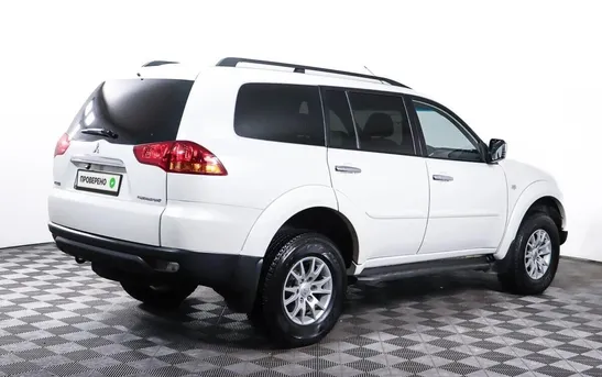Mitsubishi Pajero Sport 2.50 автомат, фото №1