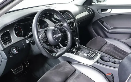 Audi A4 2.00 робот, фото №1