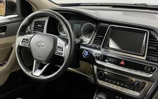 Hyundai Sonata 2.00 автомат, фото №1