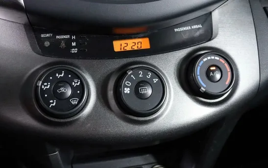 Toyota RAV4 2.00 автомат, фото №1