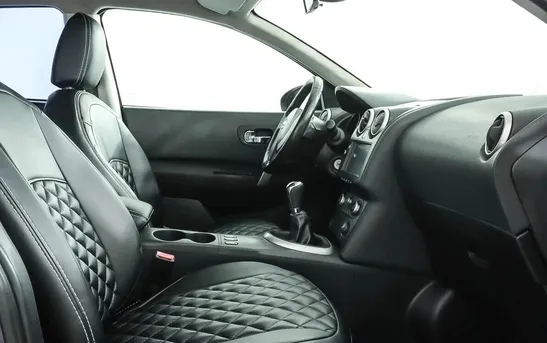 Nissan Qashqai 1.60 механика, фото №1