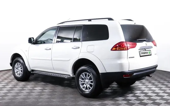 Mitsubishi Pajero Sport 2.50 автомат, фото №1