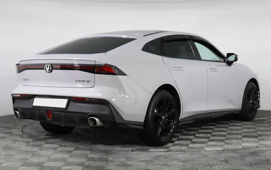 Changan UNI-V 1.50 робот, фото №1