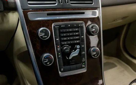 Volvo XC60 2.40 автомат, фото №1