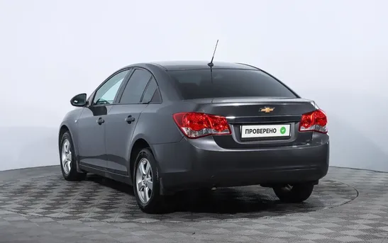 Chevrolet Cruze 1.60 механика, фото №1