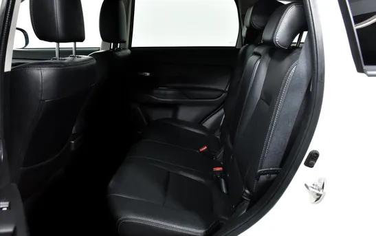 Mitsubishi Outlander 2.40 вариатор, фото №1