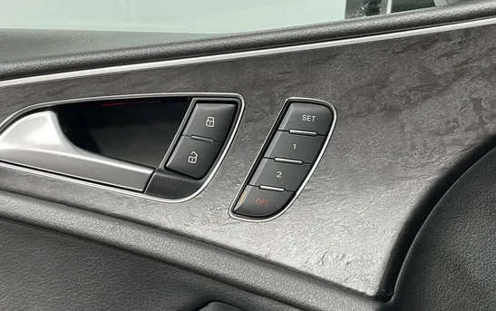 Audi A6 2.00 робот, фото №1