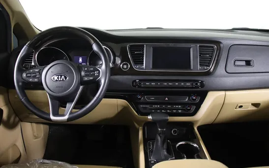 Kia Carnival 2.20 автомат, фото №1
