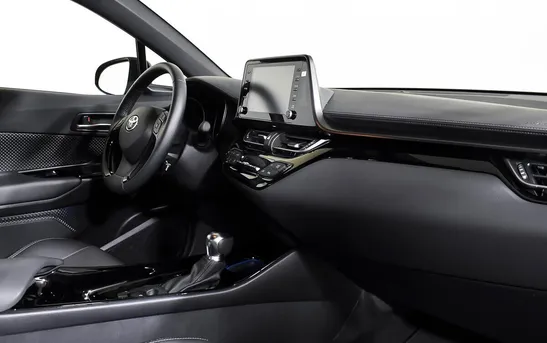 Toyota C-HR 2.00 вариатор, фото №1