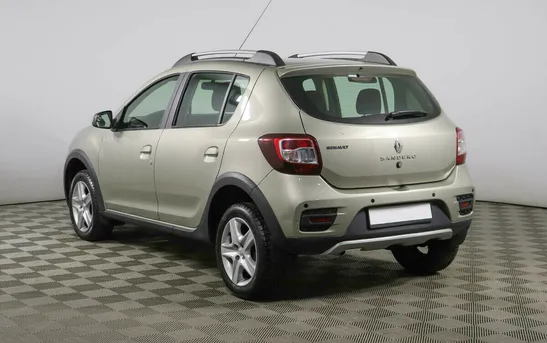 Renault Sandero 1.60 автомат, фото №1