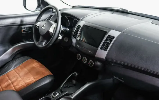 Mitsubishi Outlander 2.40 вариатор, фото №1