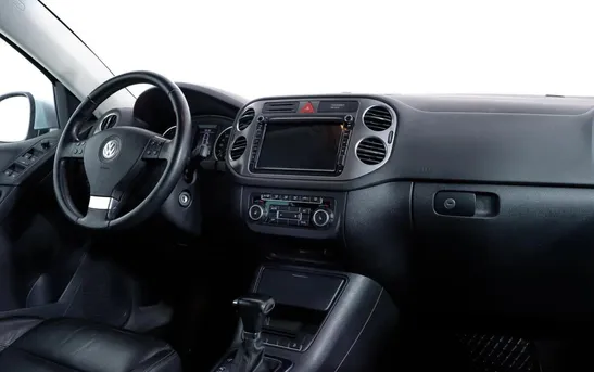 Volkswagen Tiguan 2.00 автомат, фото №1