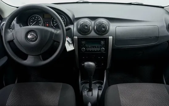 Nissan Almera 1.60 автомат, фото №1