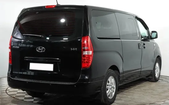 Hyundai H-1 2.50 автомат, фото №1