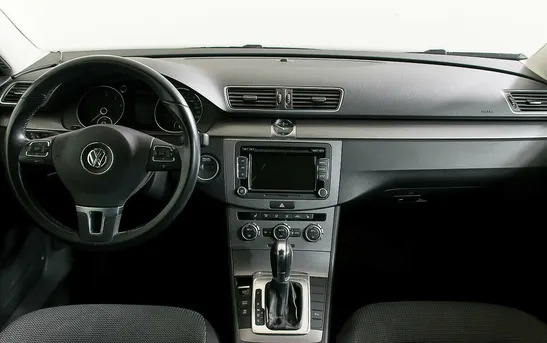 Volkswagen Passat 1.80 робот, фото №1