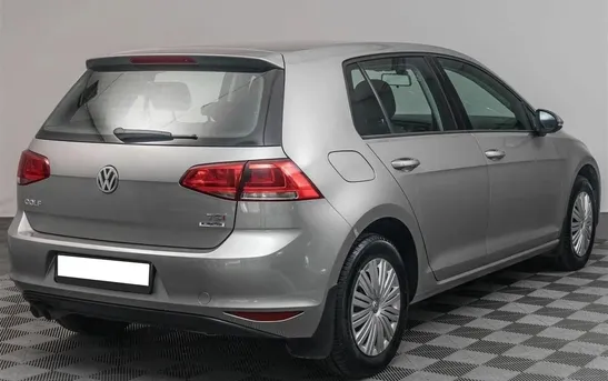 Volkswagen Golf 1.40 робот, фото №1