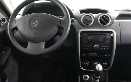 Renault Duster 1.60 механика, фото №1
