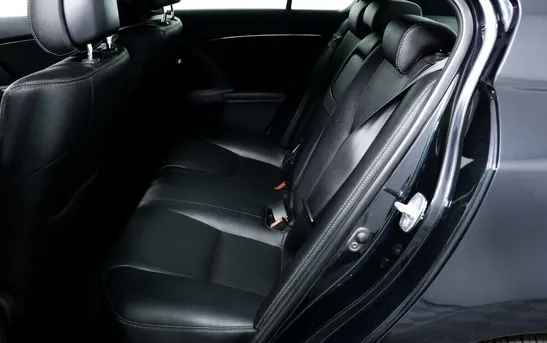 Toyota Avensis 1.80 вариатор, фото №1