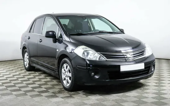 Nissan Tiida 1.60 механика, фото №1