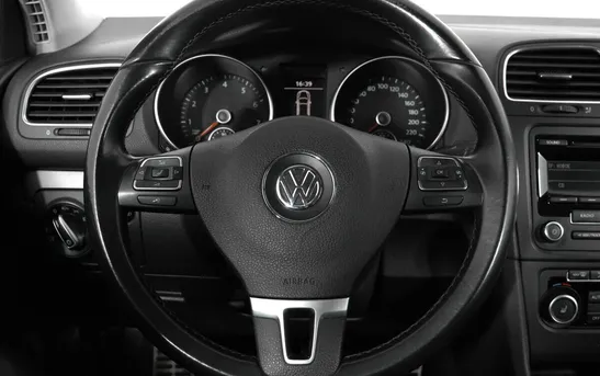 Volkswagen Golf 1.40 робот, фото №1