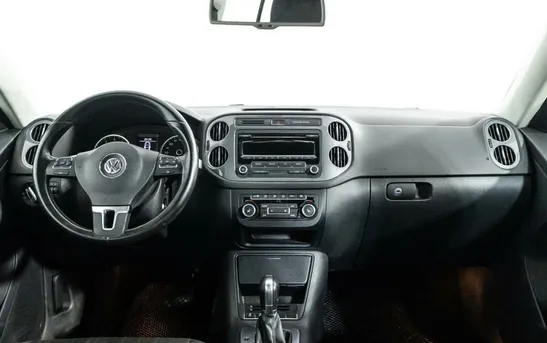 Volkswagen Tiguan 1.40 робот, фото №1