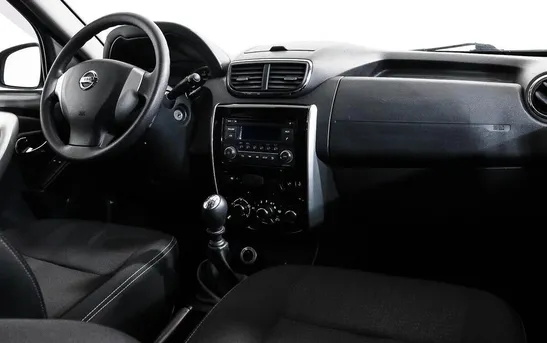 Nissan Terrano 2.00 механика, фото №1