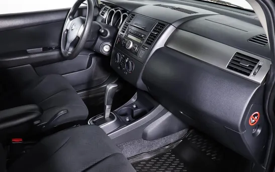 Nissan Tiida 1.60 автомат, фото №1