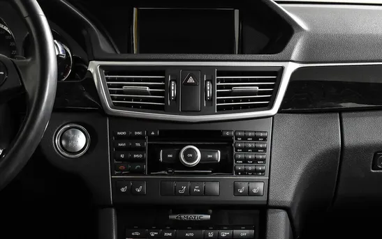 Mercedes-Benz E-Класс 3.50 автомат, фото №1