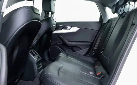 Audi A4 1.40 робот, фото №1