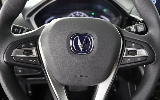 Changan Alsvin 1.50 робот, фото №1