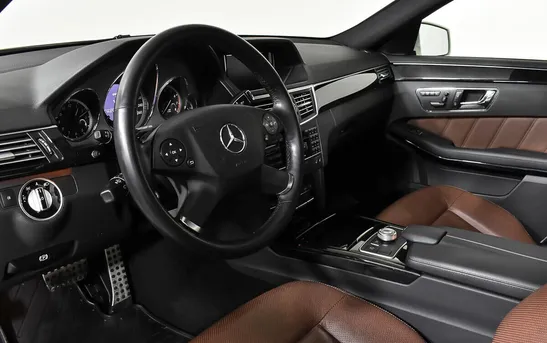 Mercedes-Benz E-Класс 3.50 автомат, фото №1
