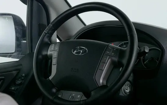 Hyundai Grand Starex 2.50 автомат, фото №1