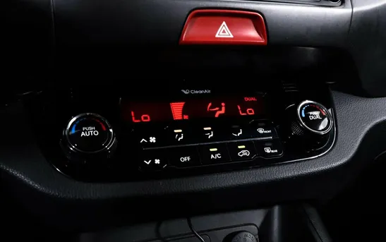 Kia Sportage 2.00 автомат, фото №1