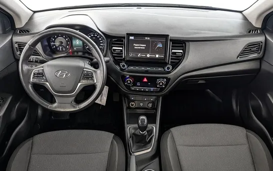 Hyundai Solaris 1.60 механика, фото №1