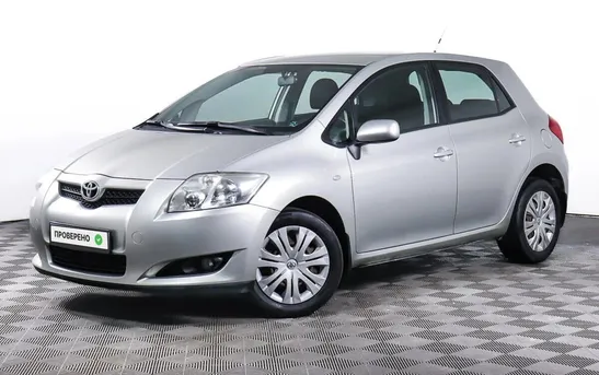 Toyota Auris 1.40 механика, фото №1