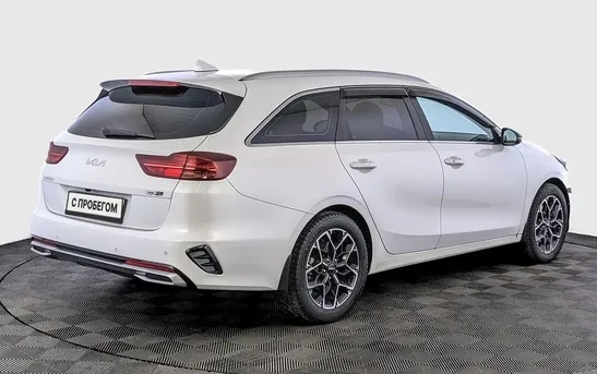 Kia Ceed 1.50 робот, фото №1