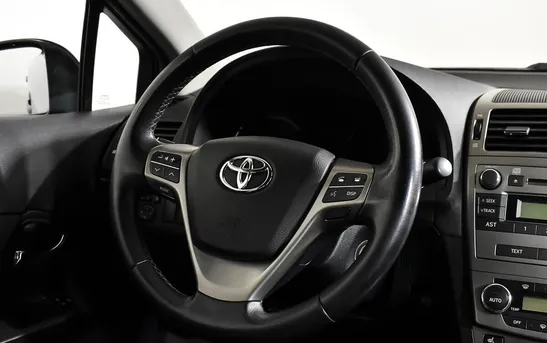 Toyota Avensis 1.80 вариатор, фото №1