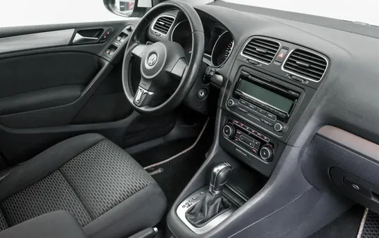 Volkswagen Golf 1.60 робот, фото №1