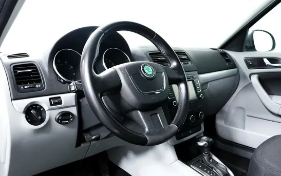 Skoda Yeti 1.80 робот, фото №1