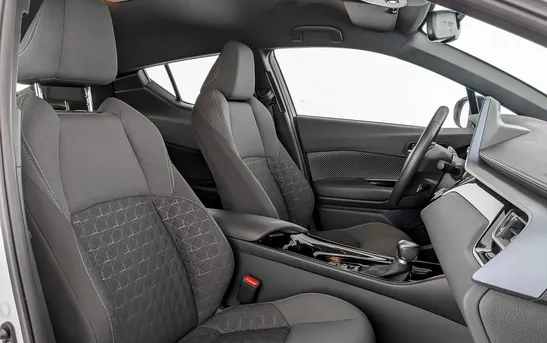 Toyota C-HR 2.00 вариатор, фото №1